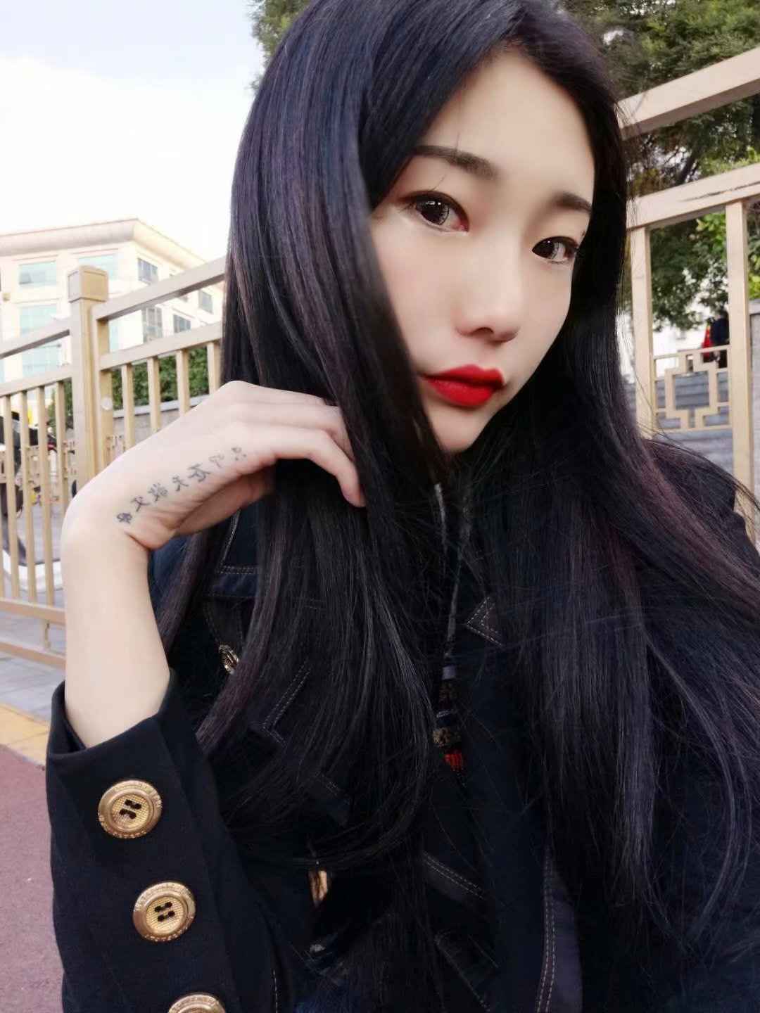 jt介绍的大长腿妹子