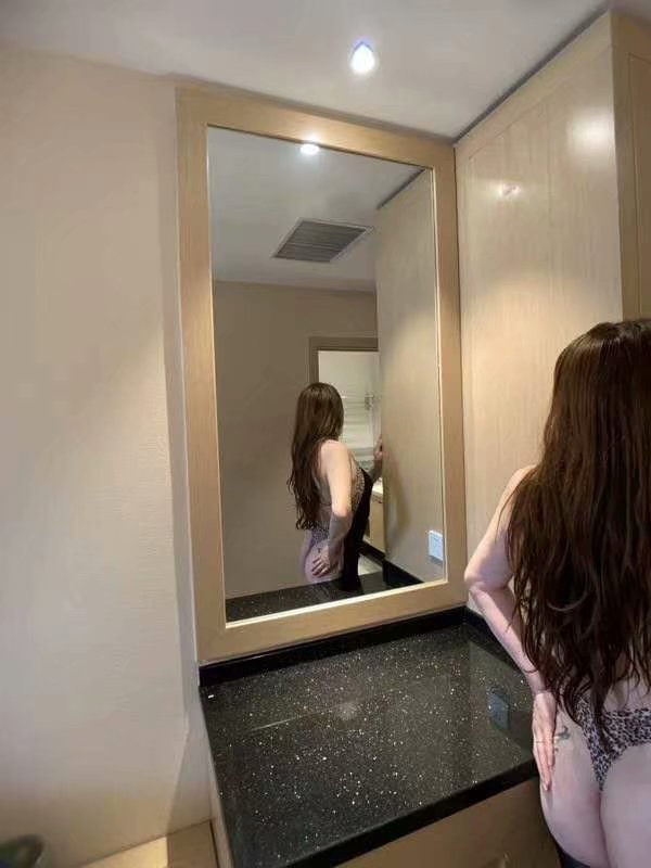 大Sao货，大D杯大屁股堪比卡戴珊